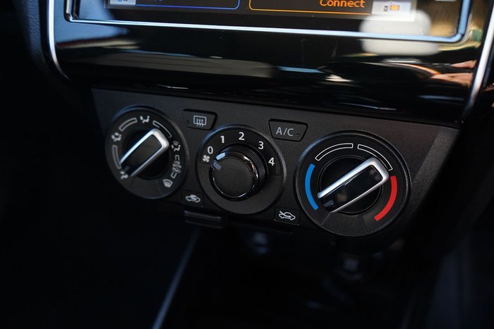 2017 Suzuki Swift GL Navigator