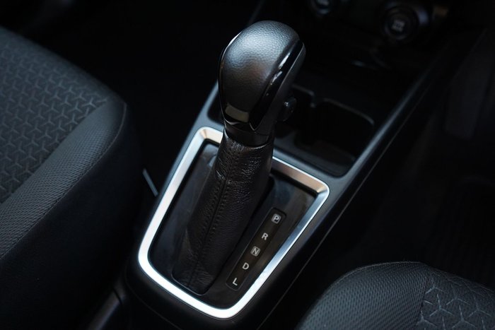 2017 Suzuki Swift GL Navigator