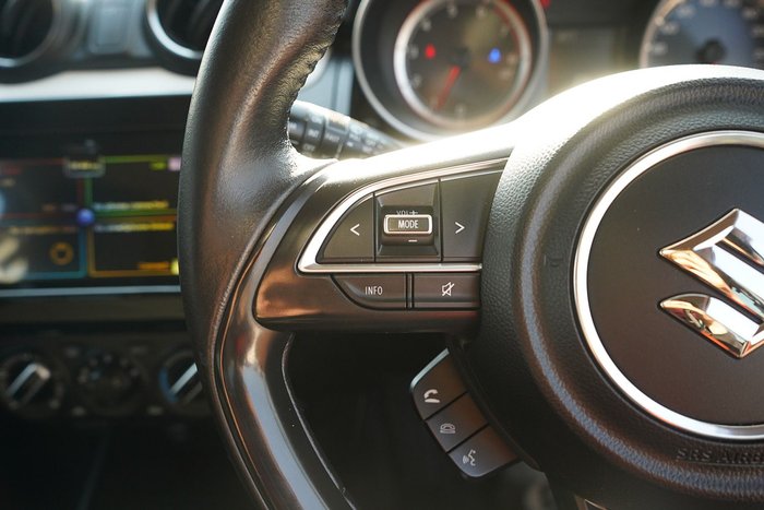 2017 Suzuki Swift GL Navigator