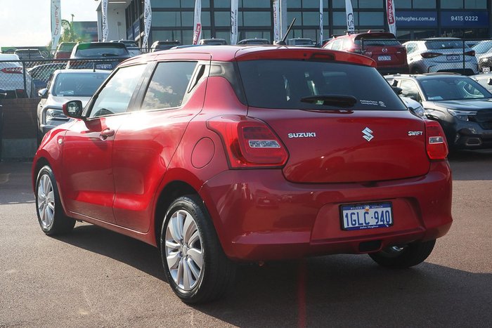 2017 Suzuki Swift GL Navigator