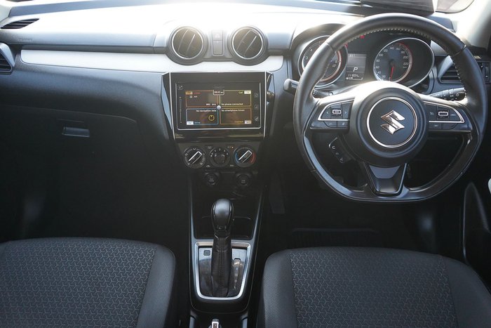 2017 Suzuki Swift GL Navigator