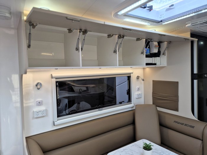 2026 Prime Edge Warrior 21FT Large Ensuite