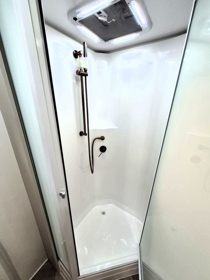 2026 Prime Edge Warrior 21FT Large Ensuite