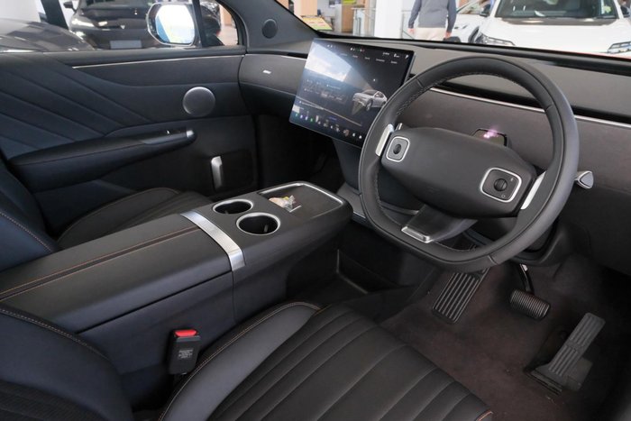 2025 Deepal E07 Performance