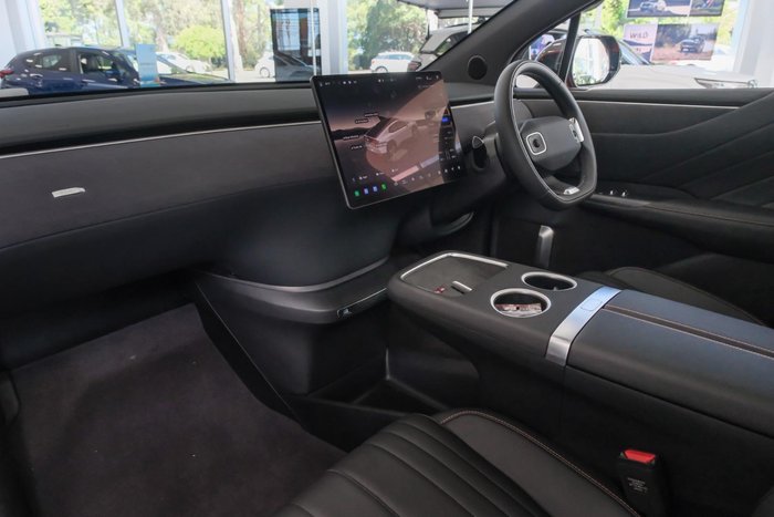 2025 Deepal E07 Performance