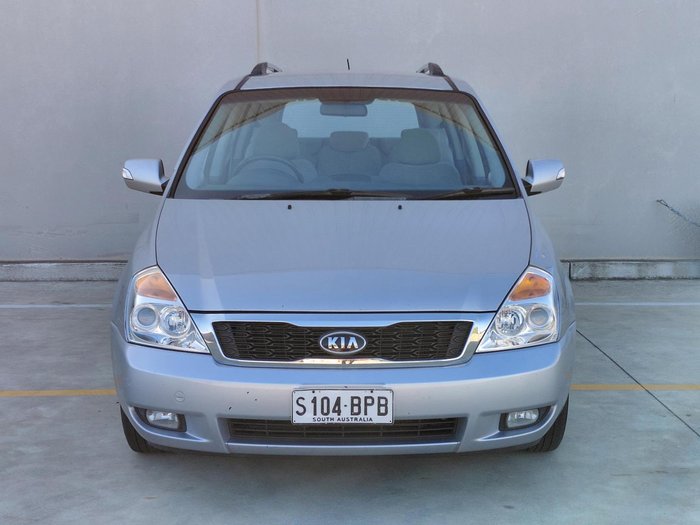 2010 Kia Carnival EXE VQ MY10 Clear Silver