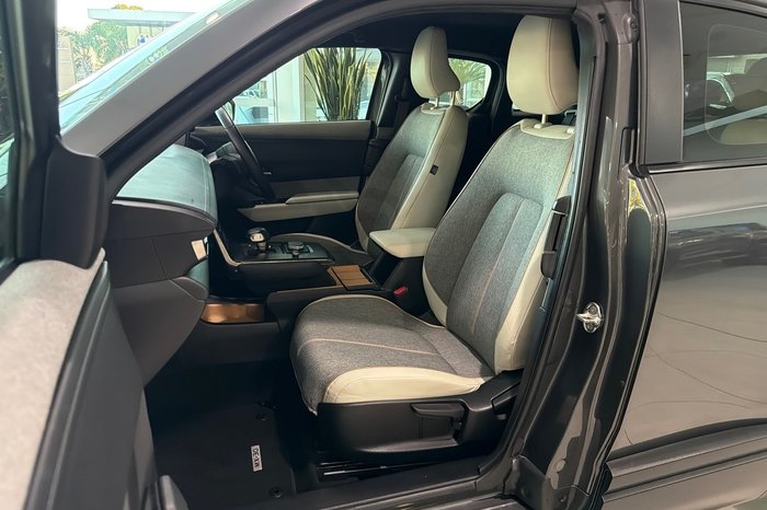 2021 Mazda MX-30 G20e Touring