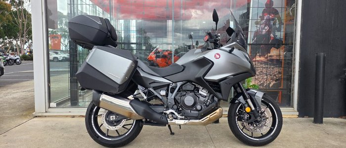 2022 Honda NT1100A ABS SILVER