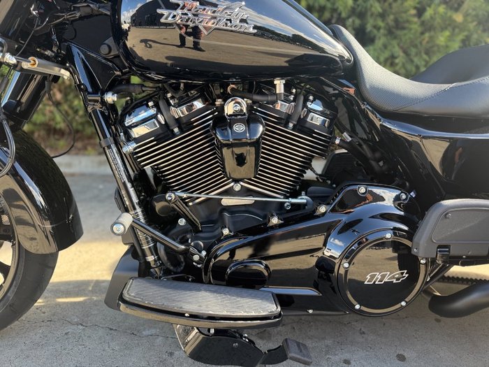 2025 HARLEY-DAVIDSON FLRT FREEWHEELER