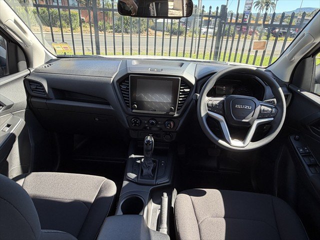 2026 Isuzu D-MAX SX