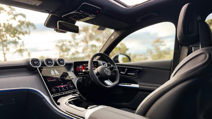 2026 Mercedes-Benz GLC-Class GLC300