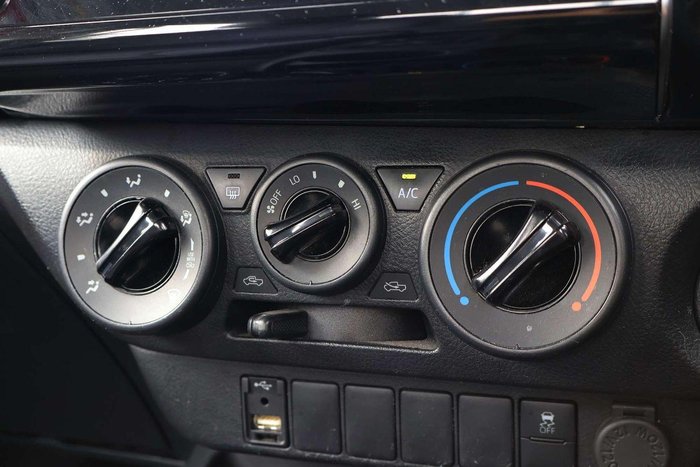 2022 Toyota Hilux SR Hi-Rider