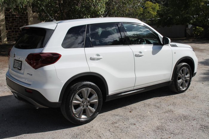 2026 Suzuki Vitara Turbo Hybrid