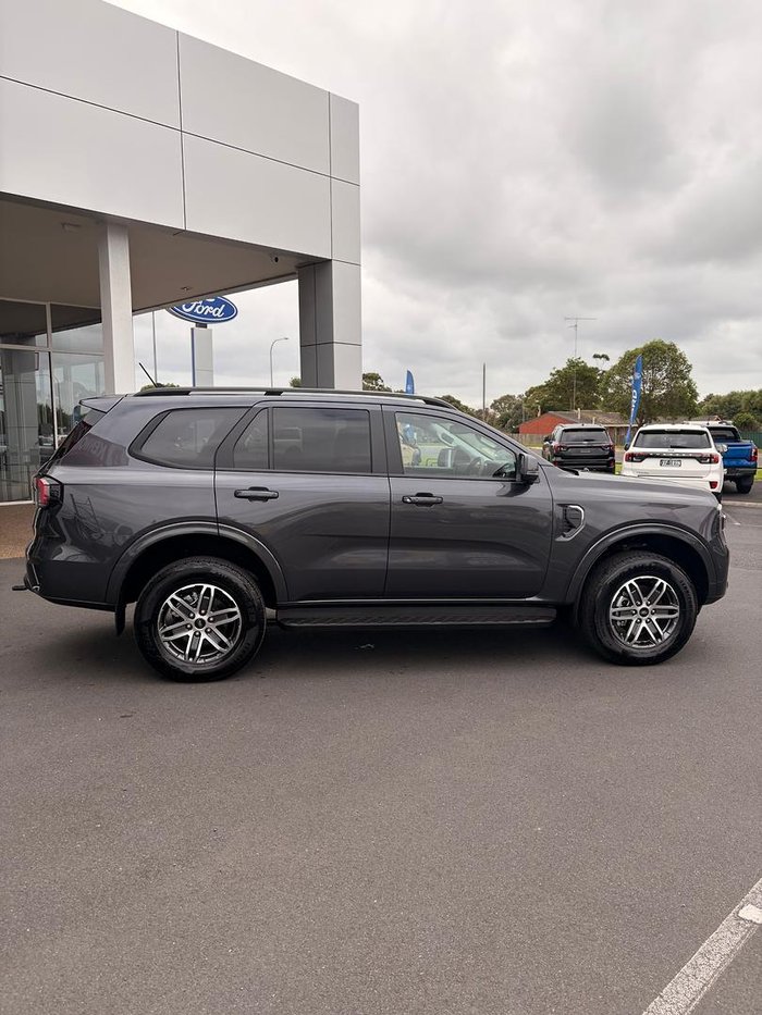 2025 Ford Everest Trend