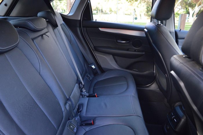 2015 BMW 2 Series 218i Luxury Line F45 Alpine White