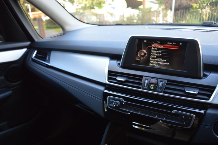 2015 BMW 2 Series 218i Luxury Line F45 Alpine White