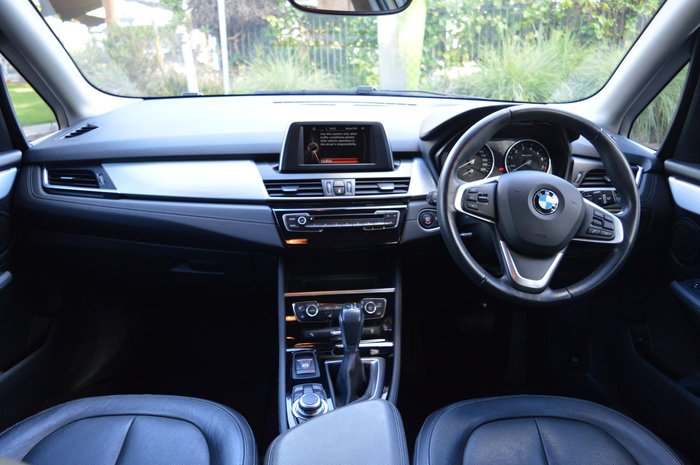 2015 BMW 2 Series 218i Luxury Line F45 Alpine White