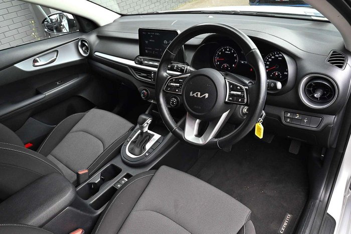 2024 Kia Cerato S
