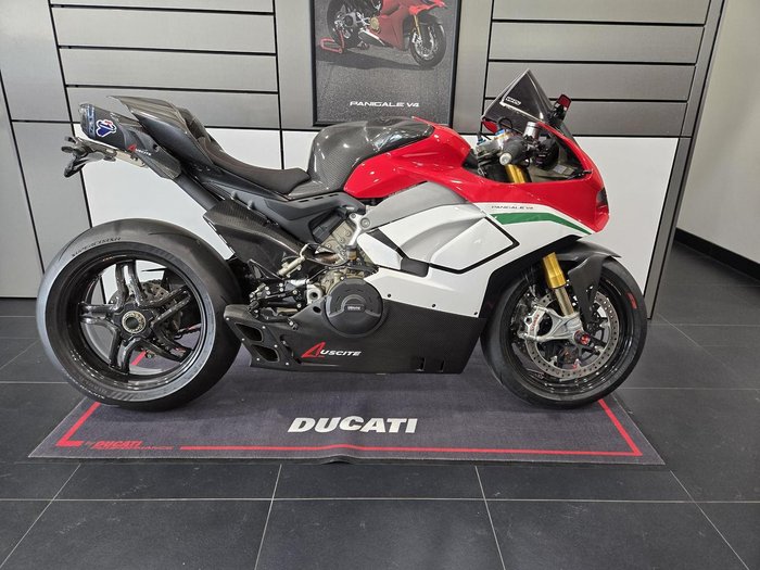 2018 Ducati Panigale V4 Speciale
