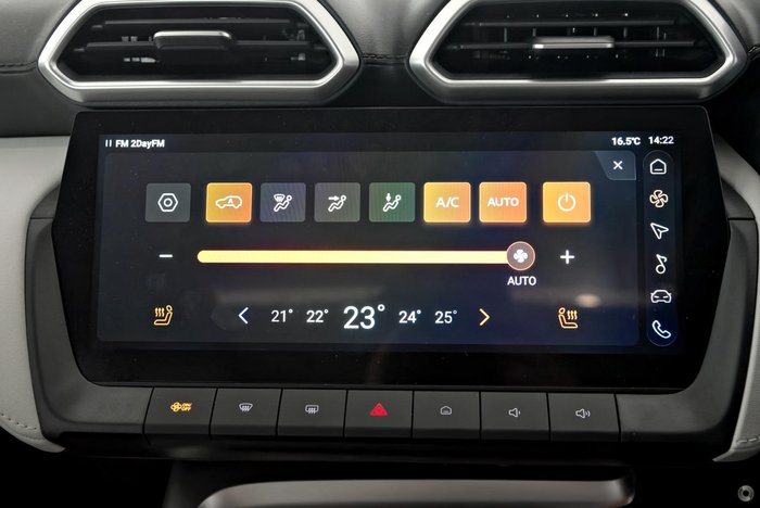 2025 MG ZS Essence Hybrid+