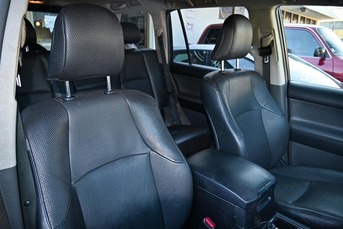 2012 Toyota Landcruiser Prado VX