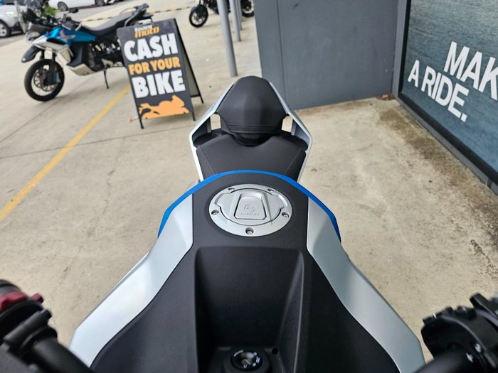 2026 CFMOTO 300 NK ABS Blue