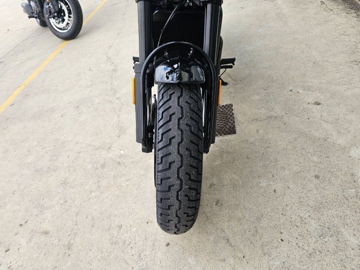 2026 CFMOTO 450 CL-C BOBBER Black