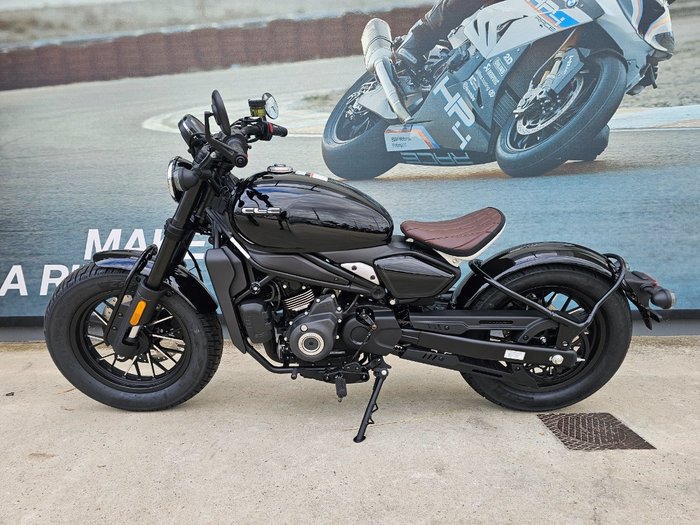 2026 CFMOTO 450 CL-C BOBBER Black