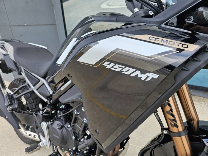 2026 CFMOTO 450 MT Black
