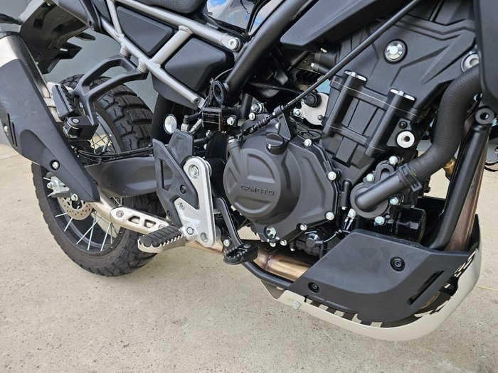 2026 CFMOTO 450 MT Black