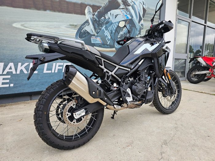 2026 CFMOTO 450 MT Black