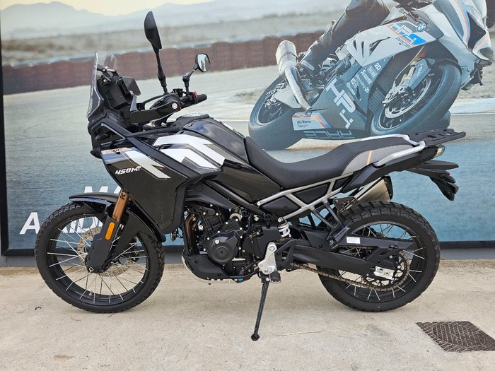 2026 CFMOTO 450 MT Black
