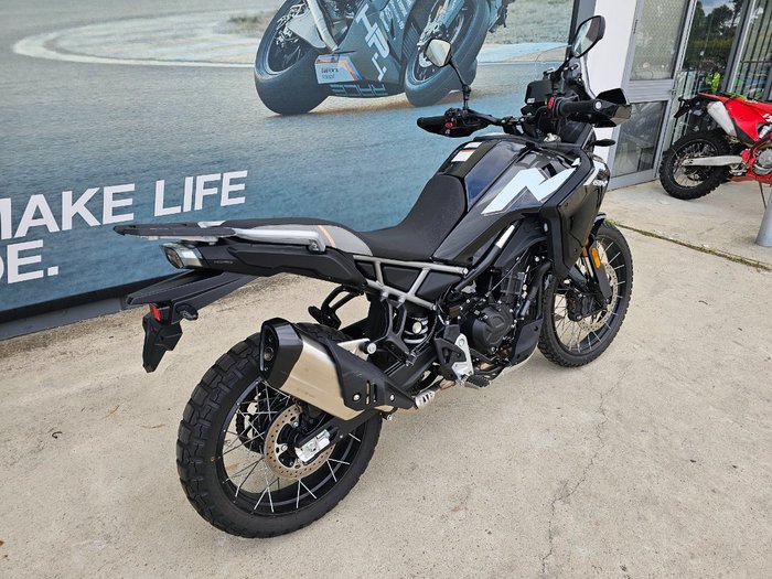 2026 CFMOTO 450 MT Black