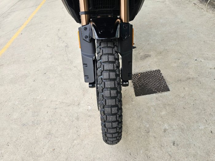 2026 CFMOTO 450 MT Black