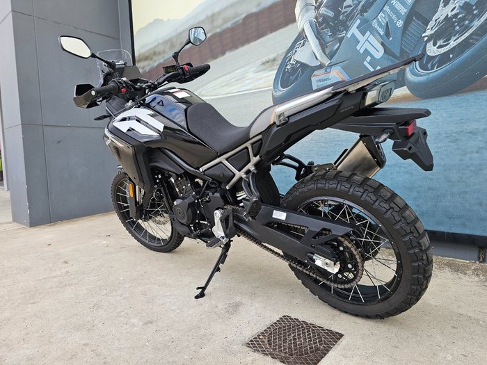 2026 CFMOTO 450 MT Black