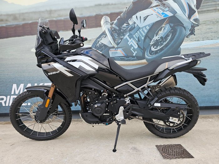 2026 CFMOTO 450 MT Black