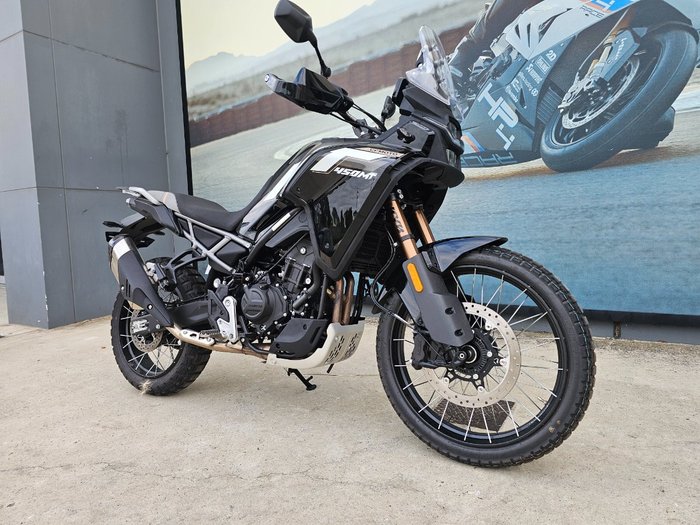 2026 CFMOTO 450 MT Black