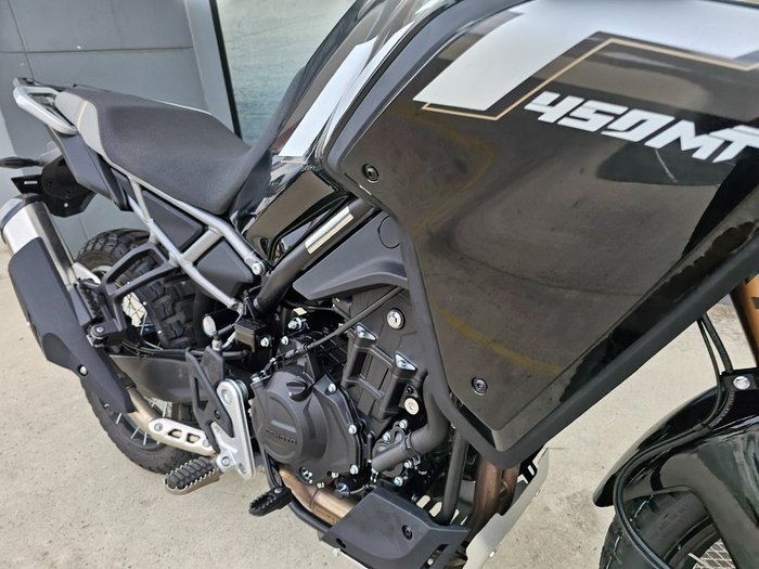 2026 CFMOTO 450 MT Black