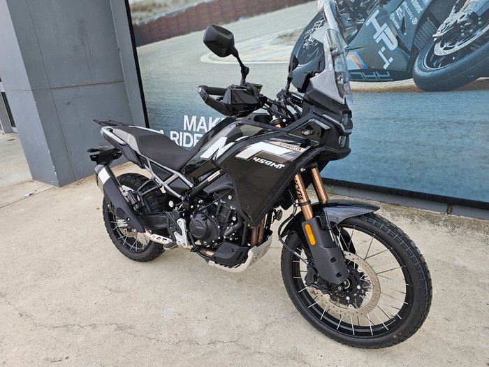 2026 CFMOTO 450 MT Black