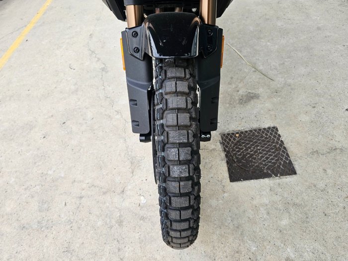 2026 CFMOTO 450 MT Black