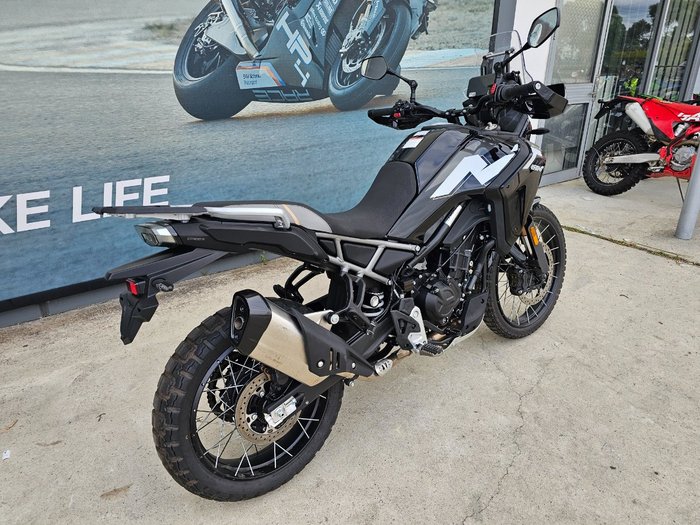 2026 CFMOTO 450 MT Black