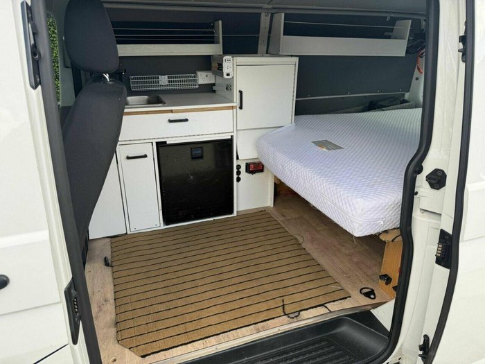 2022 Volkswagen Transporter TDI340
