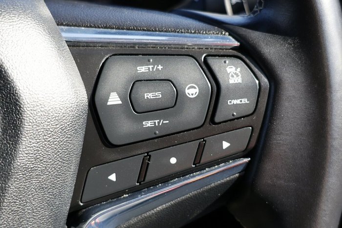 2023 Isuzu MU-X LS-T