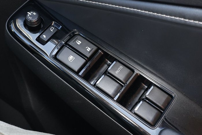 2023 Isuzu MU-X LS-T