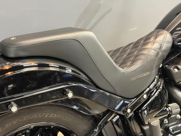 2023 Harley-Davidson Sport Glide 107 (FLSB) Softail Black