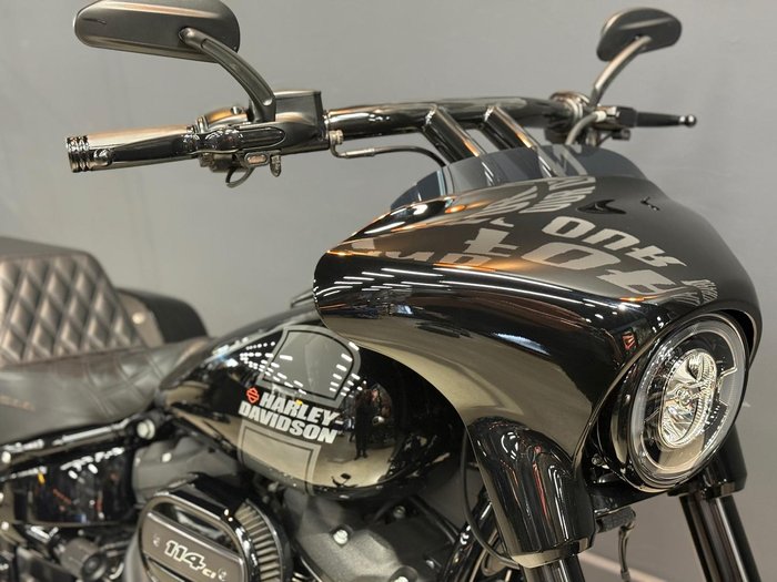 2023 Harley-Davidson Sport Glide 107 (FLSB) Softail Black