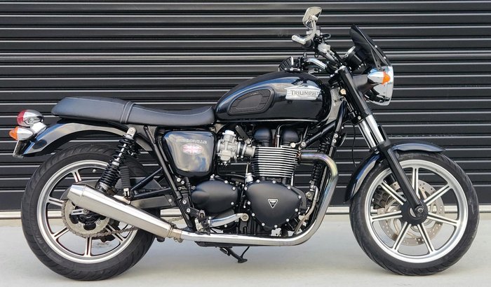 2014 Triumph Bonneville 865 Bonneville Black