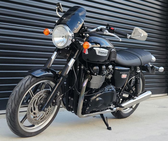 2014 Triumph Bonneville 865 Bonneville Black
