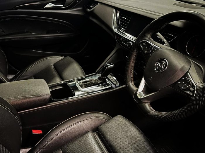 2018 Holden Calais V