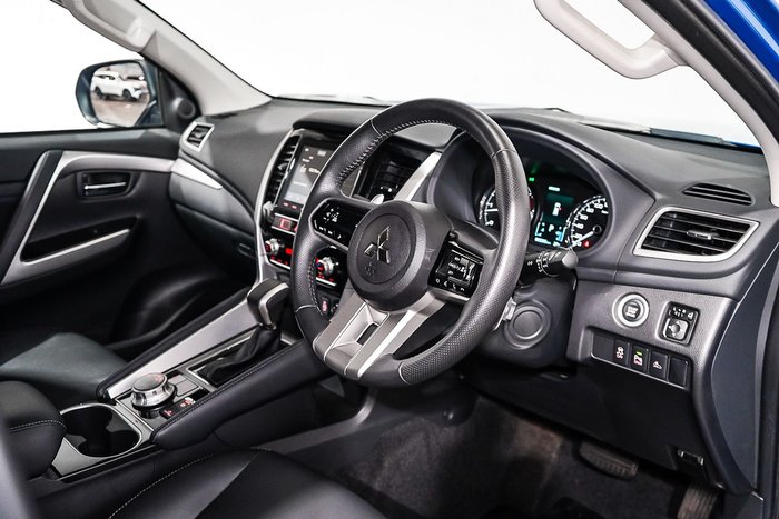 2024 Mitsubishi Pajero Sport GLS